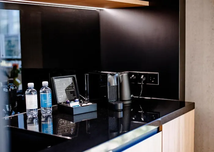 The Flag West M. Ξενοδοχείο