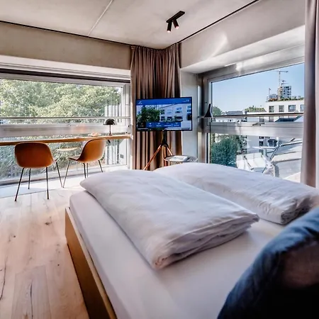 The Flag West M. 4* פרנקפורט