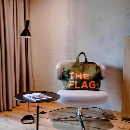 Отель The Flag West M. 4*