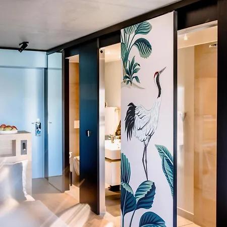 מלון The Flag West M. 4*