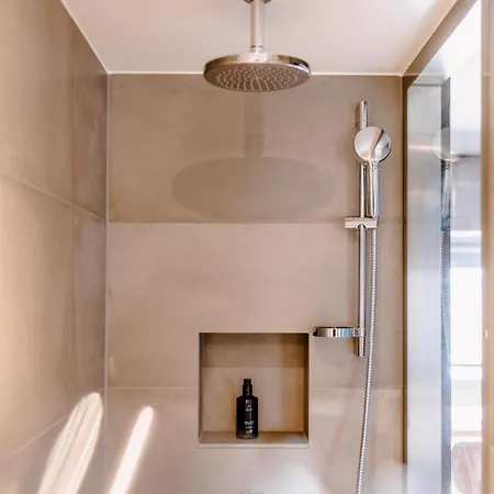 The Flag West M. Франкфурт-на-Майне