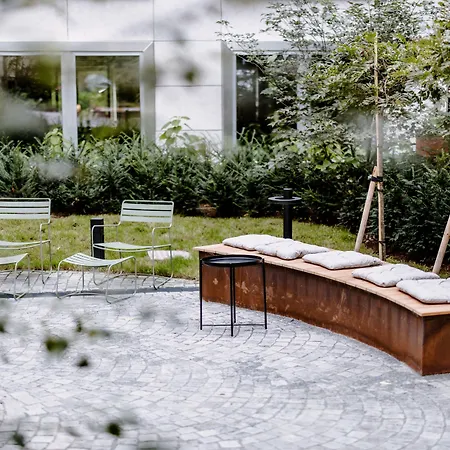 Отель The Flag West M.