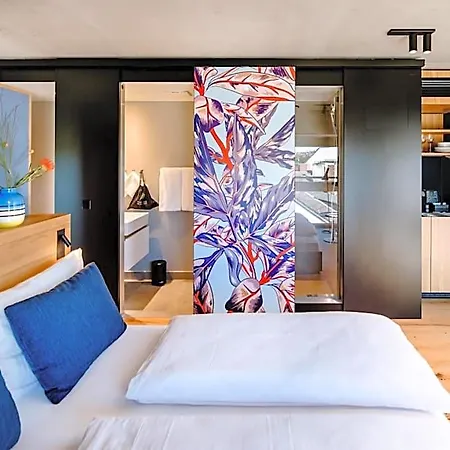 فندق The Flag West M. 4*