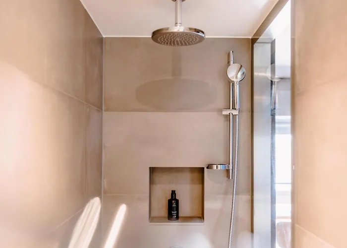 The Flag West M. 美因河畔法兰克福