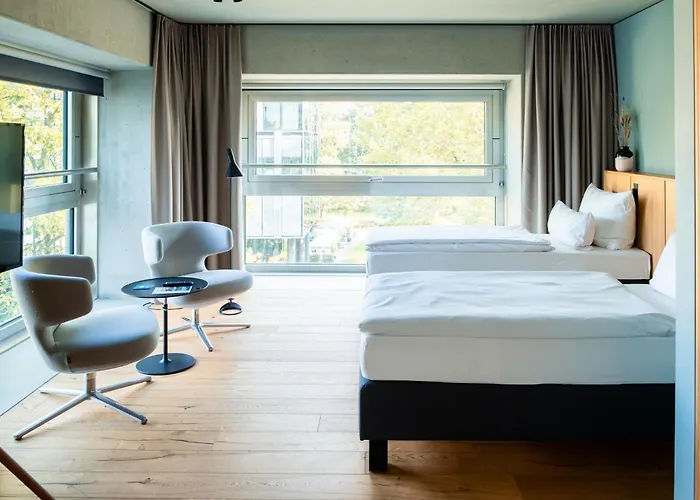 Hotel The Flag West M. 4*