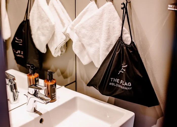 Hotel The Flag West M. 4*