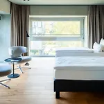 فندق The Flag West M. 4*