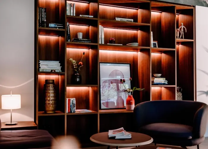 The Flag West M. Hotel 4*